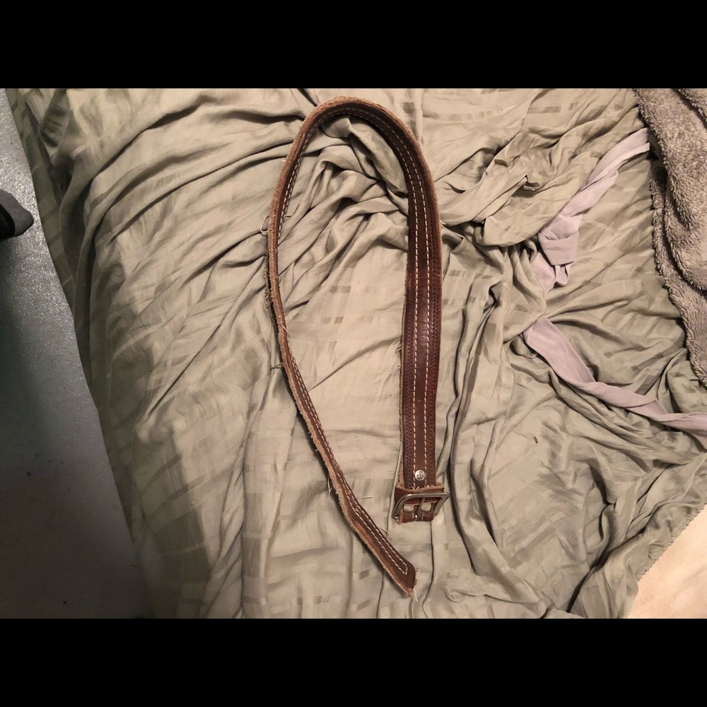 Buckle brown belt